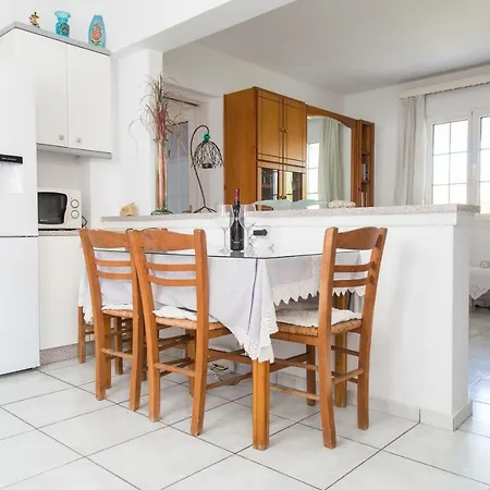 Apartment Georgia Korissia (Kea)