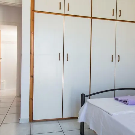 Georgia Apartment Korissia (Kea)