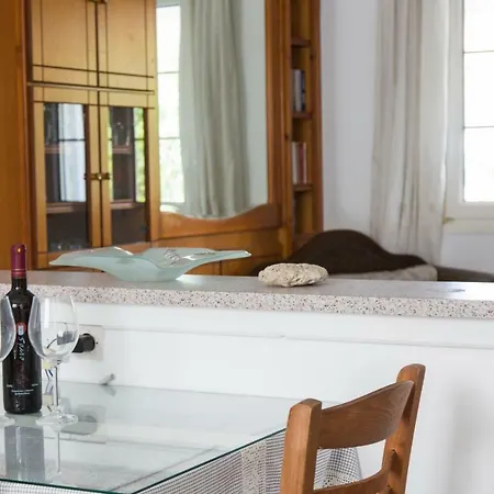 Georgia Apartment Korissia (Kea)